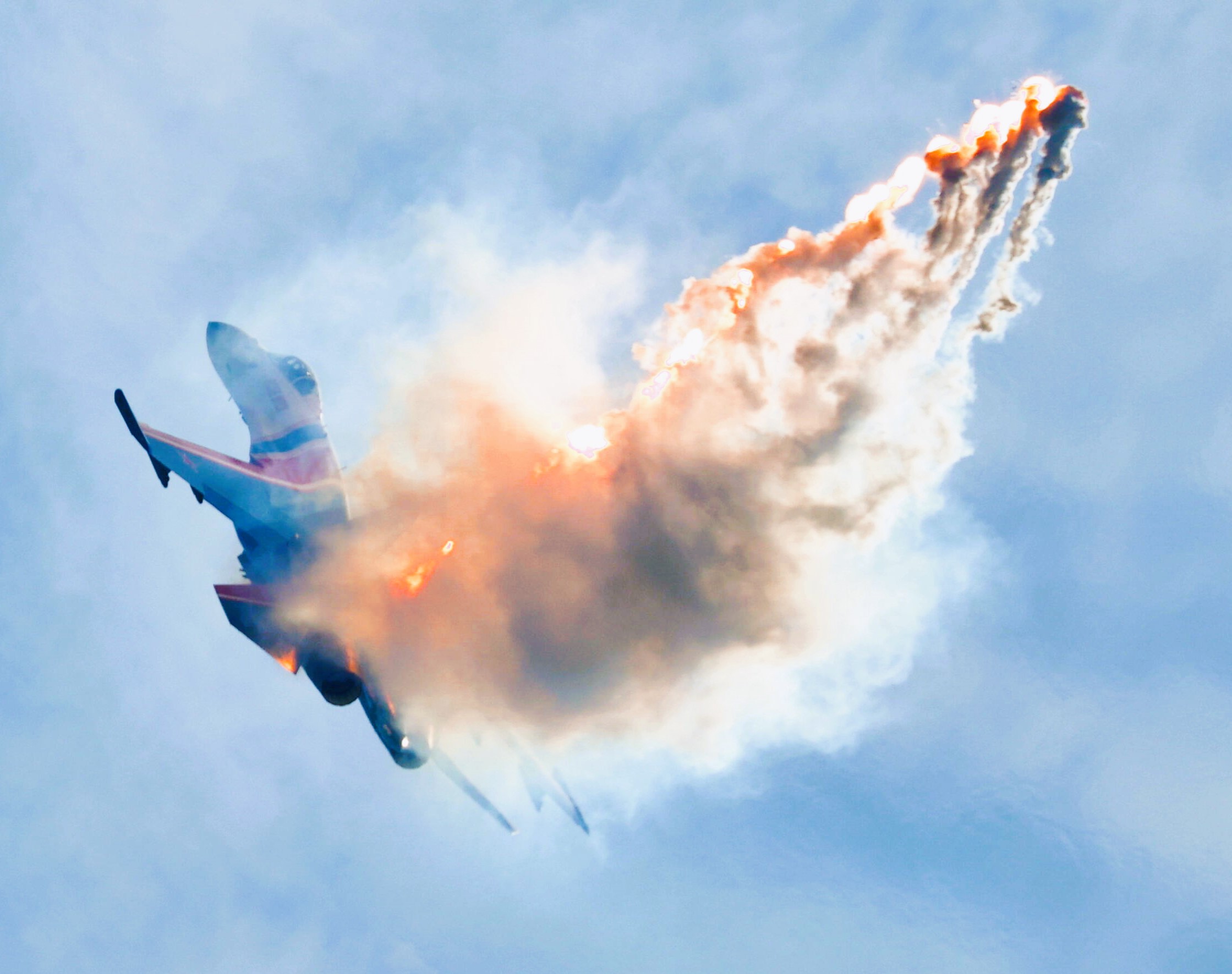 Desaster bei der Russischen Luftwaffe - Putins Jets sind eine einzige Blamage!