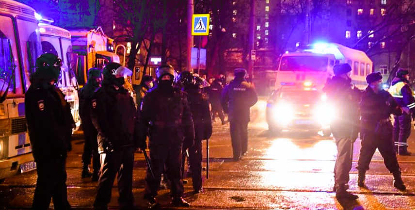 Putin rast mit Blaulicht in den Kreml! Ukrainische Offensive ist gestartet - Putin trifft Militär!