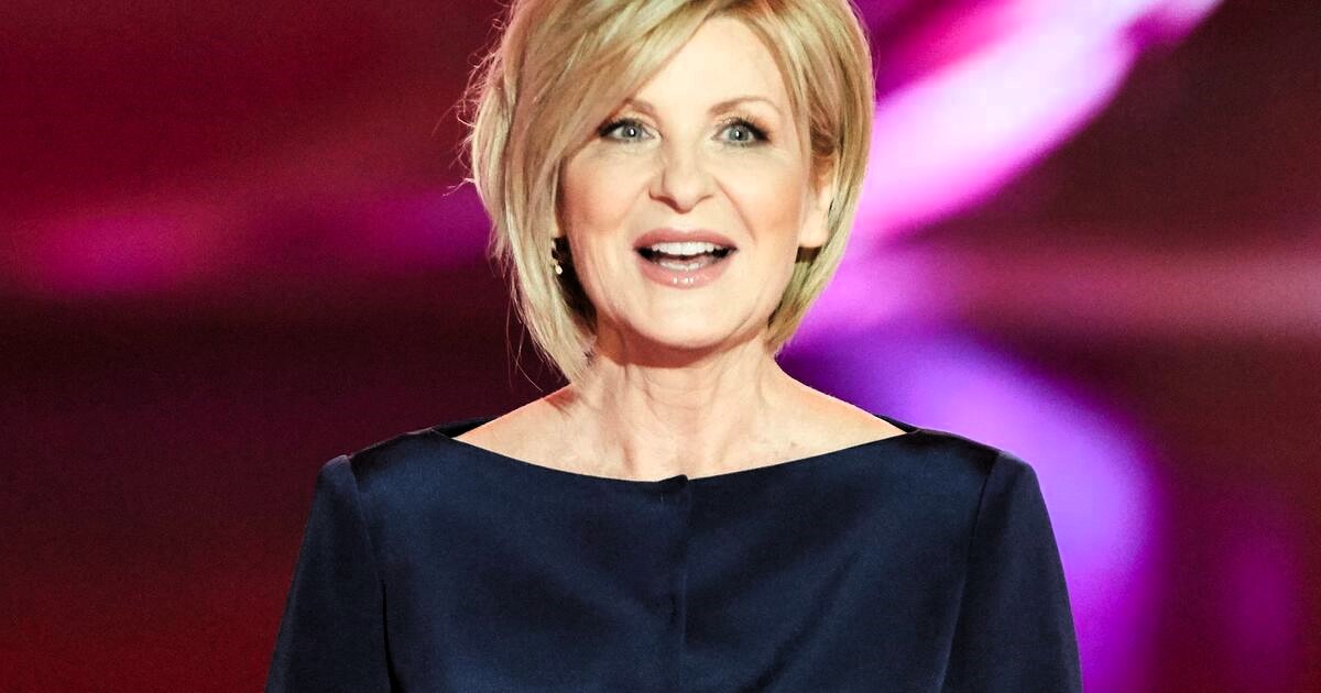 Carmen Nebel - heimliche Hochzeit! Star-Moderatorin lüftet süßes Geheimnis!