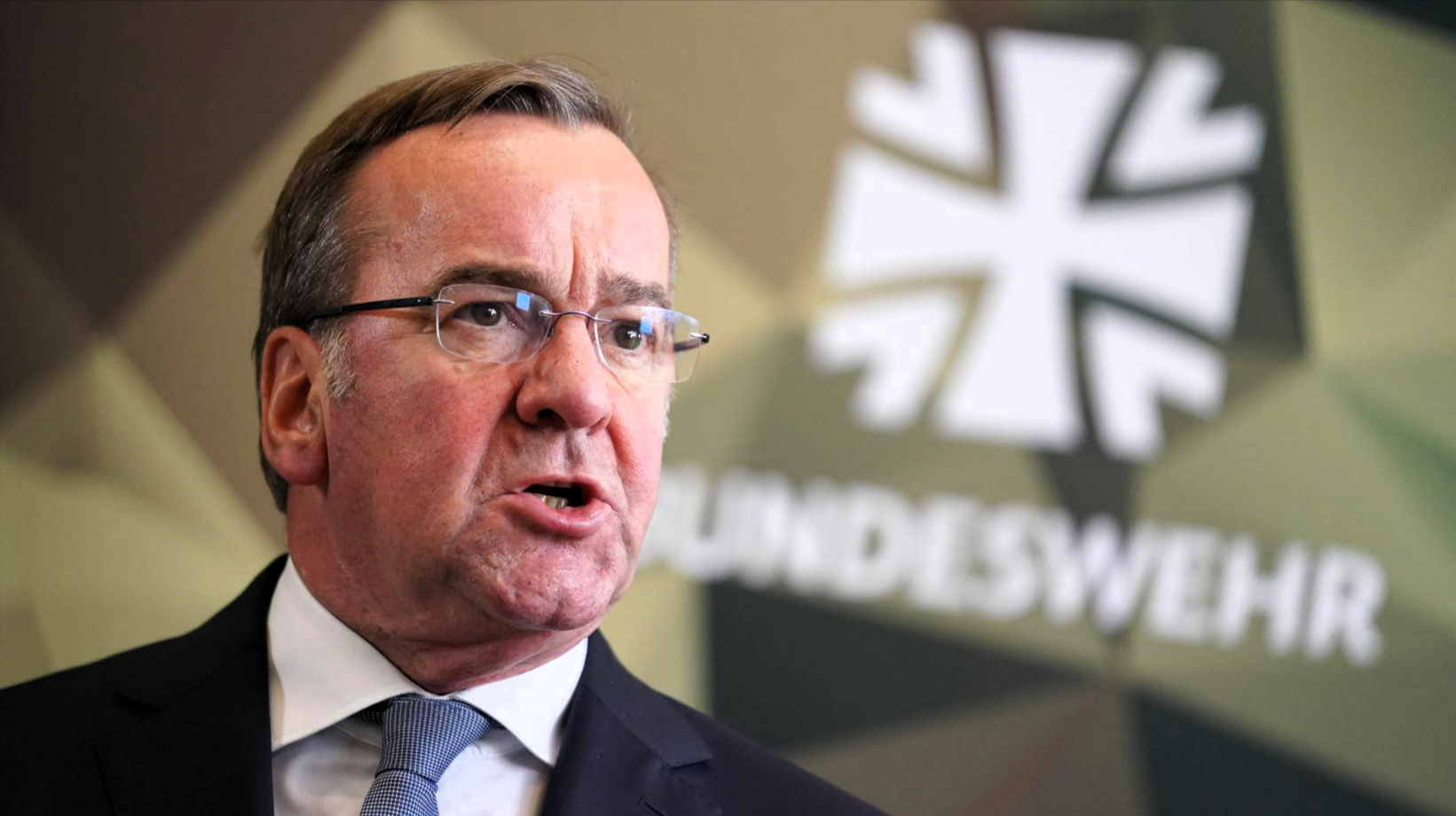 Jetzt ist die Bundeswehr pleite! Mitten in der Bedrohung fehlen der Truppe 56 Milliarden Euro!