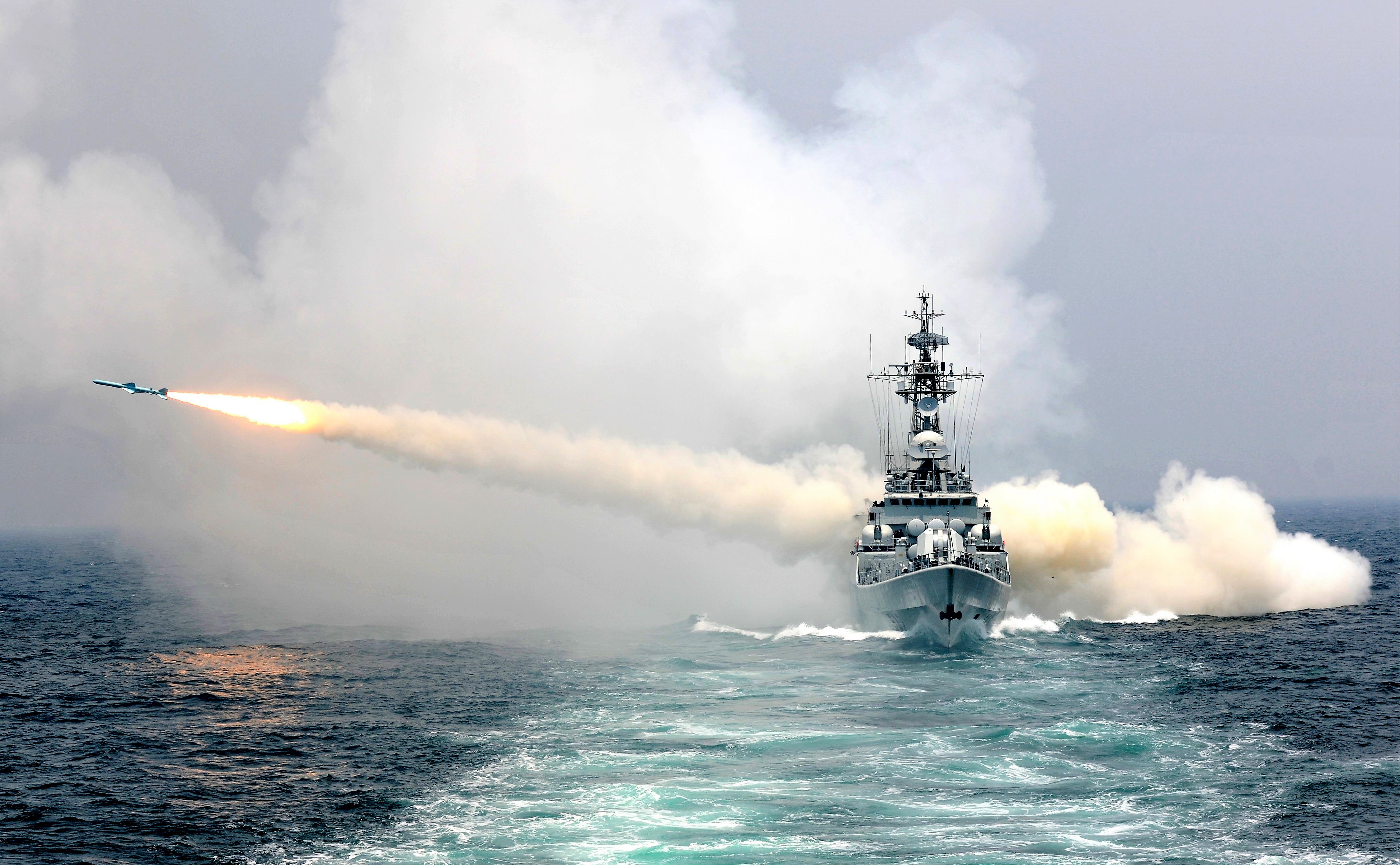 NATO aktiviert 90.000 Soldaten! Drohung an Putin - größtes NATO-Manöver seit Jahrzehnten