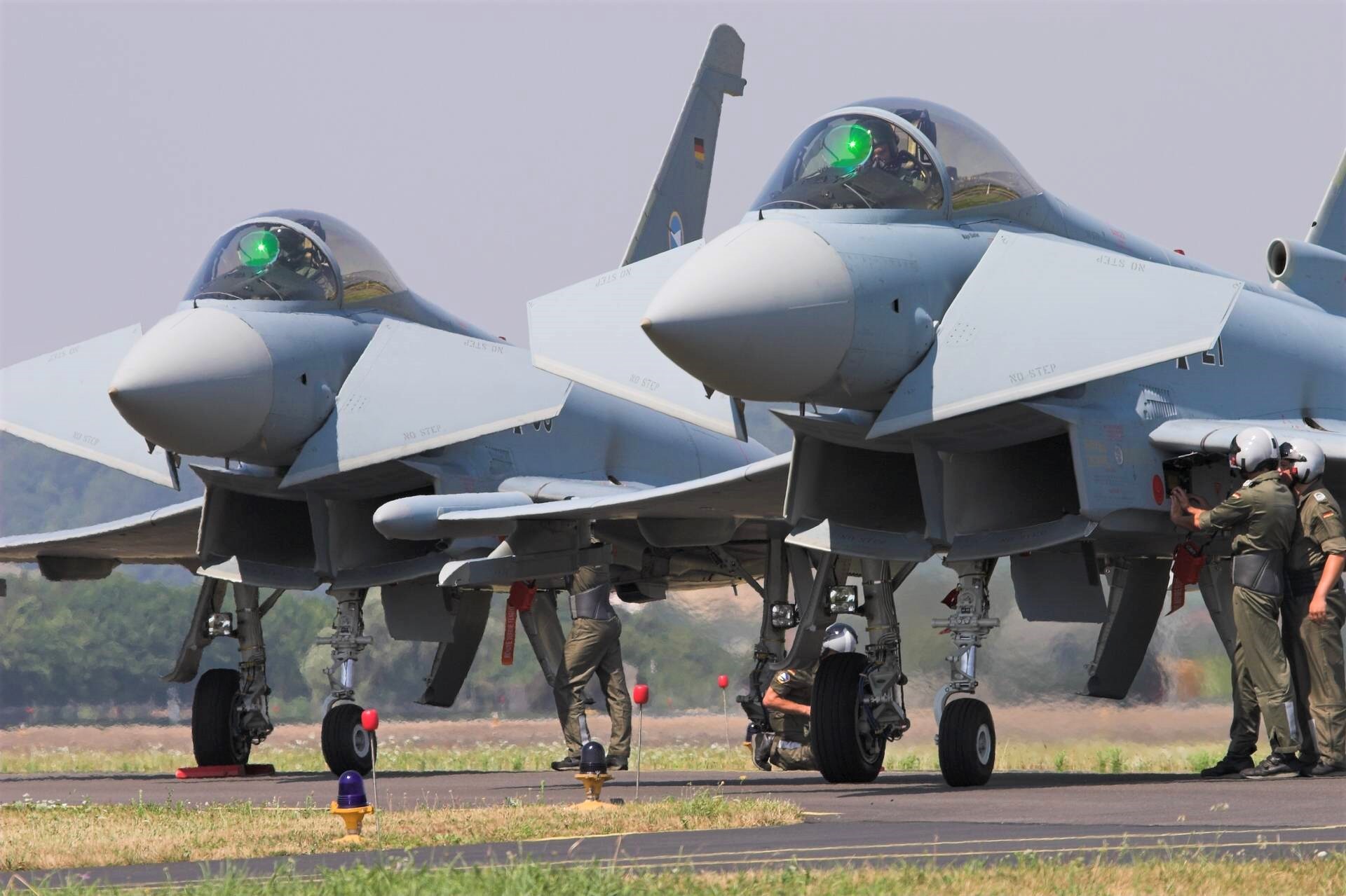 Russischer Pilot feuert Rakete auf britisches Flugzeug über dem Schwarzen Meer