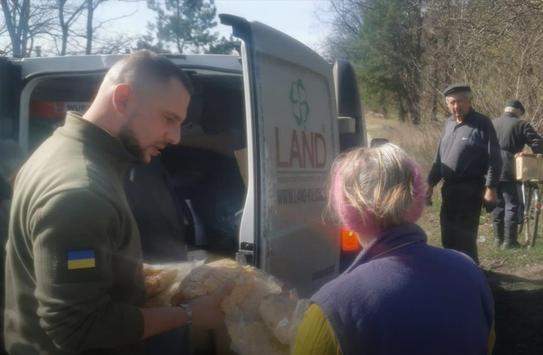 Deutscher Klempner zieht in den Ukraine-Krieg um seine Großeltern aus Cherson zu befreien!